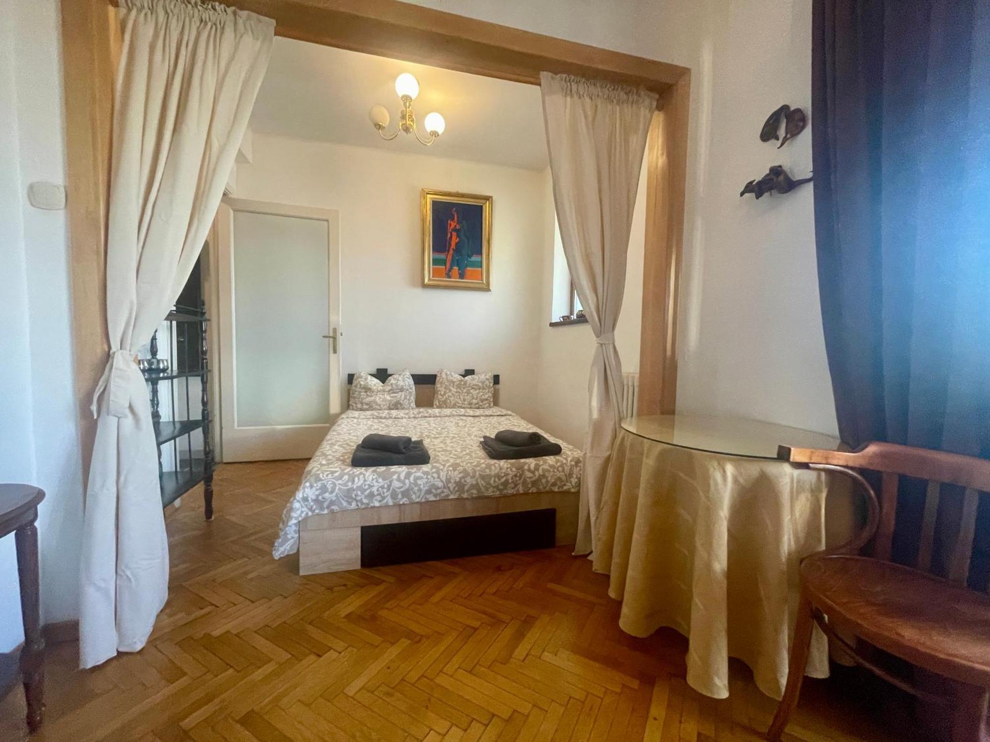 Ateneu Palace * Bucarest